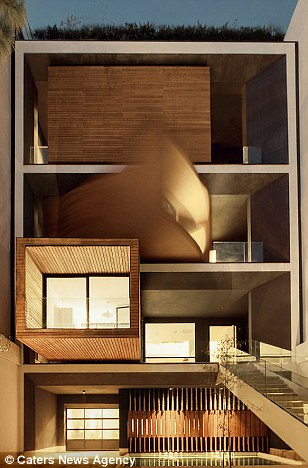 ???? ????? ????? 90? ?? ?????