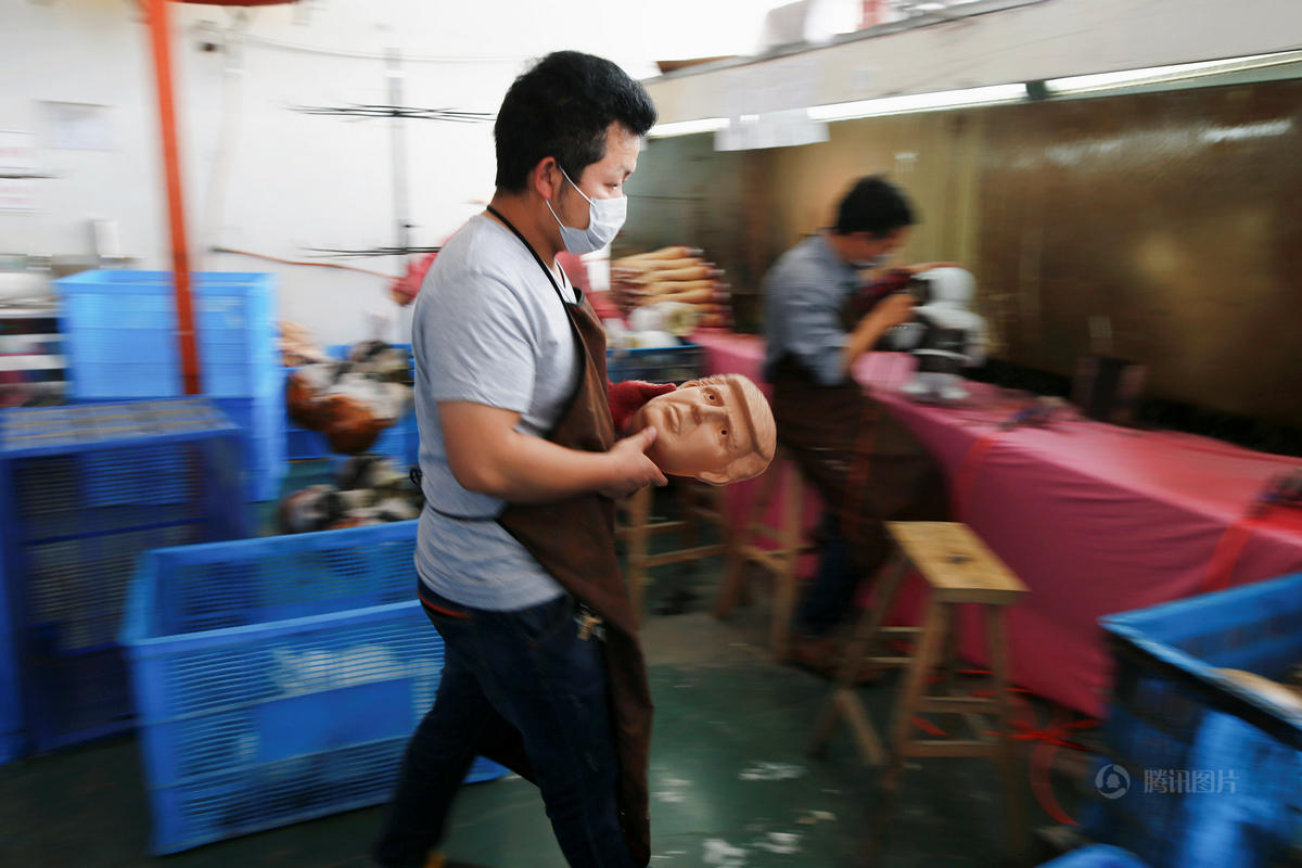 ??????? ?????????? ????????? ???? ?????? ????????